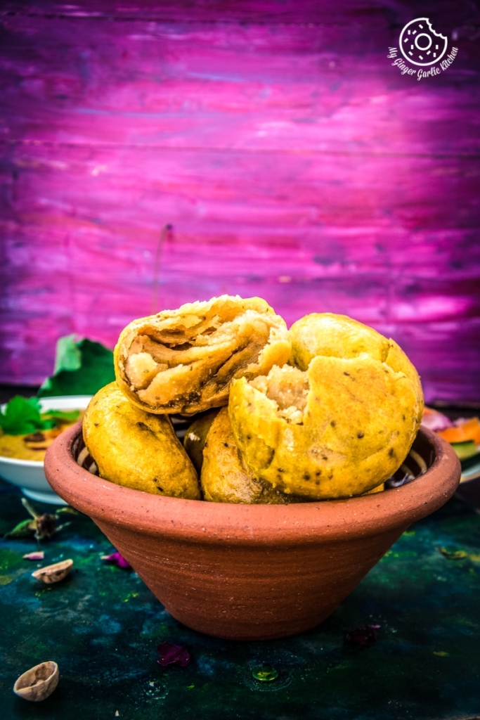 Dal Bafla has the right dose of proteins, vitamins, carbohydrates, and fats—a good and healthy option for lunch. Bafla is a delicious treat of the wheat balls well cooked in ghee. The dish is well complemented with a bowl of Dal and coriander chutney.